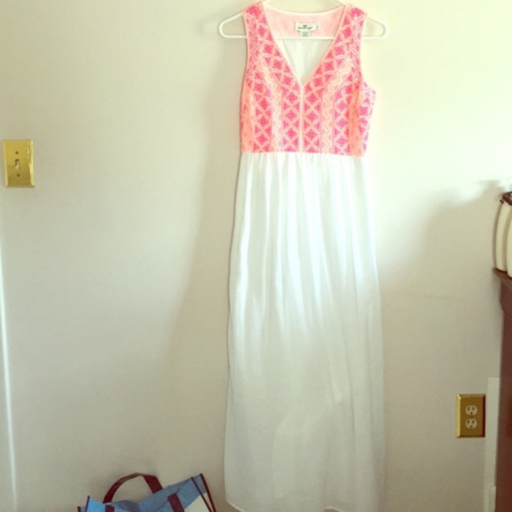 Vineyard vines maxi dress